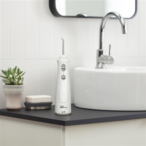 White Cordless Pearl Water Flosser – White (WF-13CD010) - Image 6