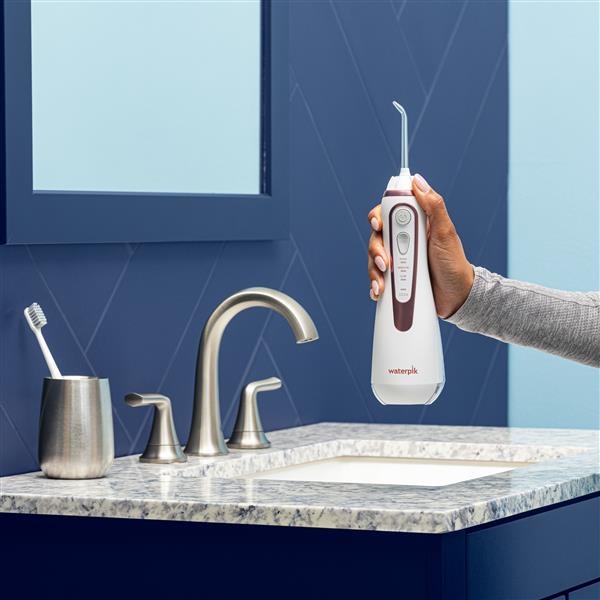Rose Gold Cordless Advanced 2.0 Water Flosser – Rose Gold (WP-589) - Image 5